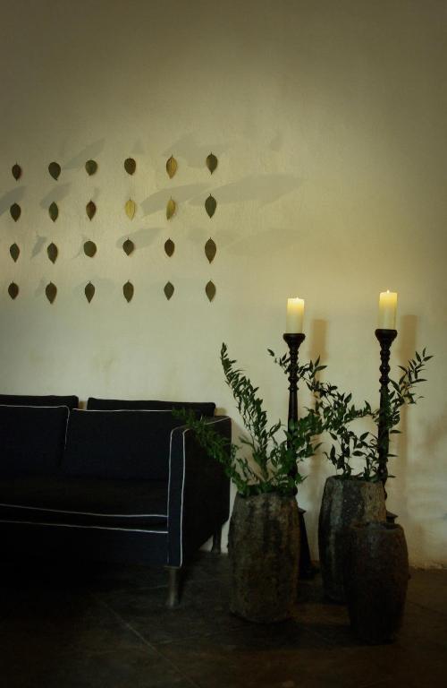 Monte Arena Bed and Breakfast Montaren-et-Saint-Médiers Εξωτερικό φωτογραφία