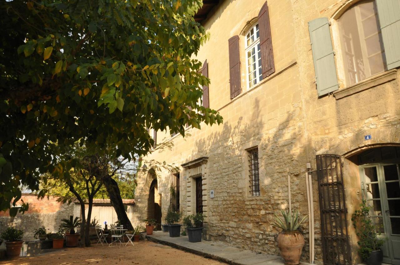 Monte Arena Bed and Breakfast Montaren-et-Saint-Médiers Εξωτερικό φωτογραφία